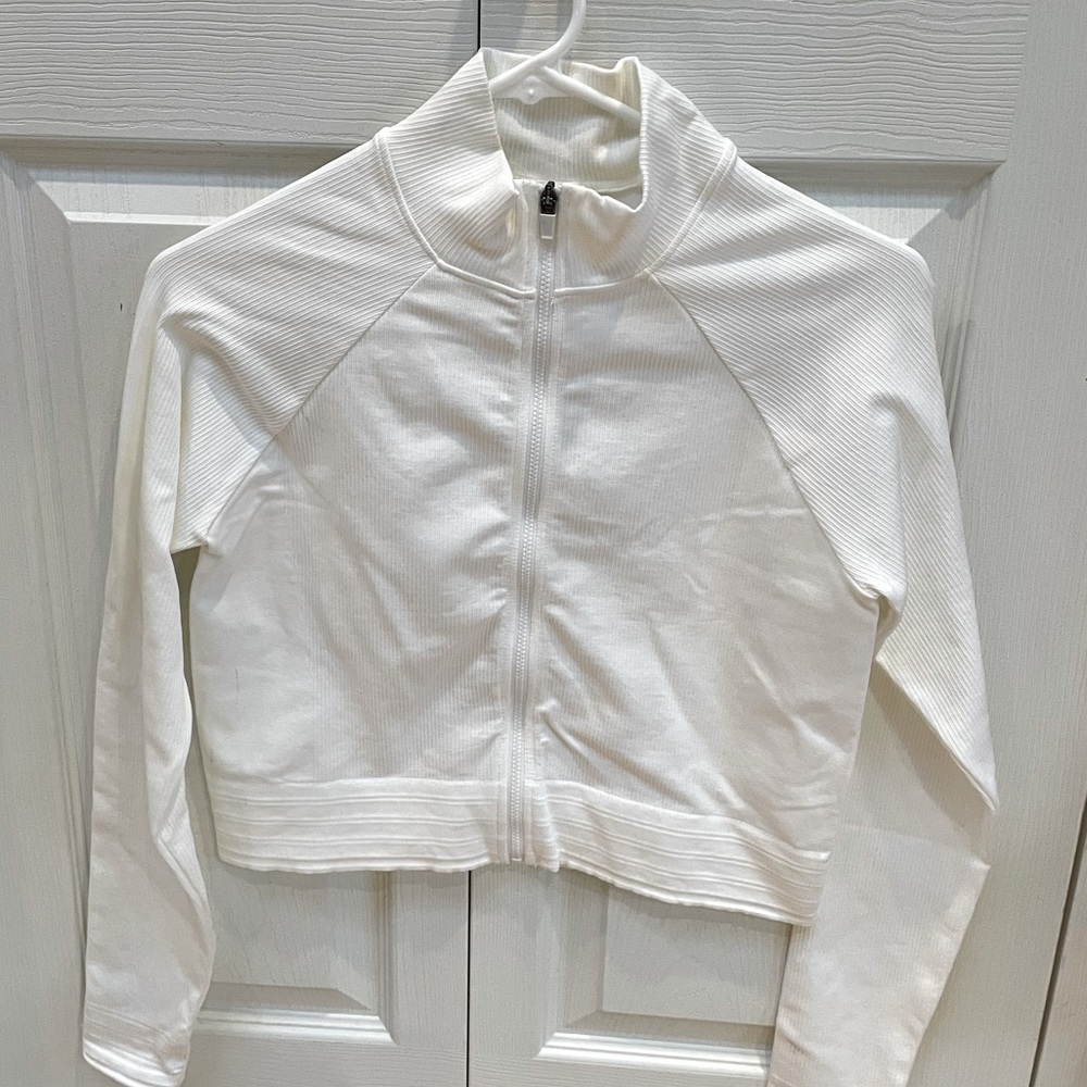 Fabletics crop jacket
